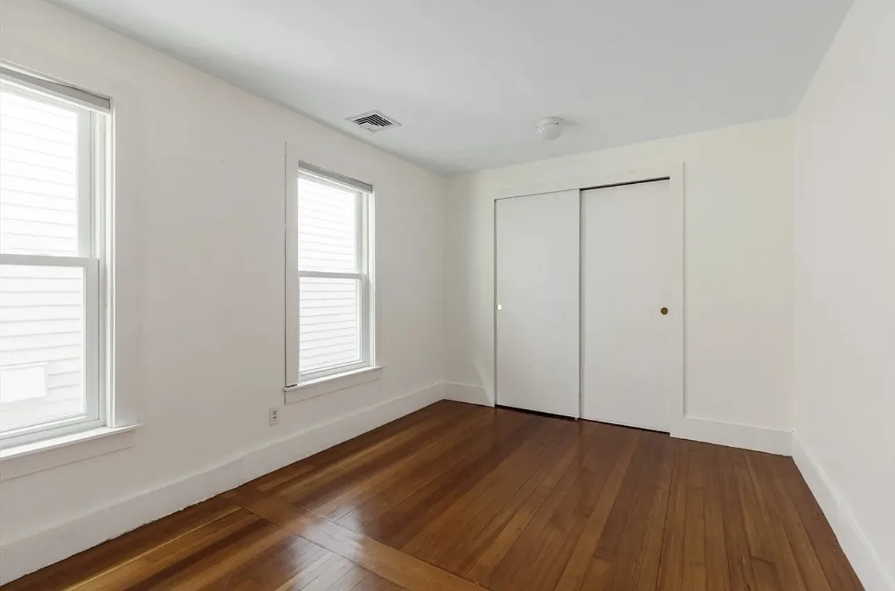 21 Florence St, Cambridgeport