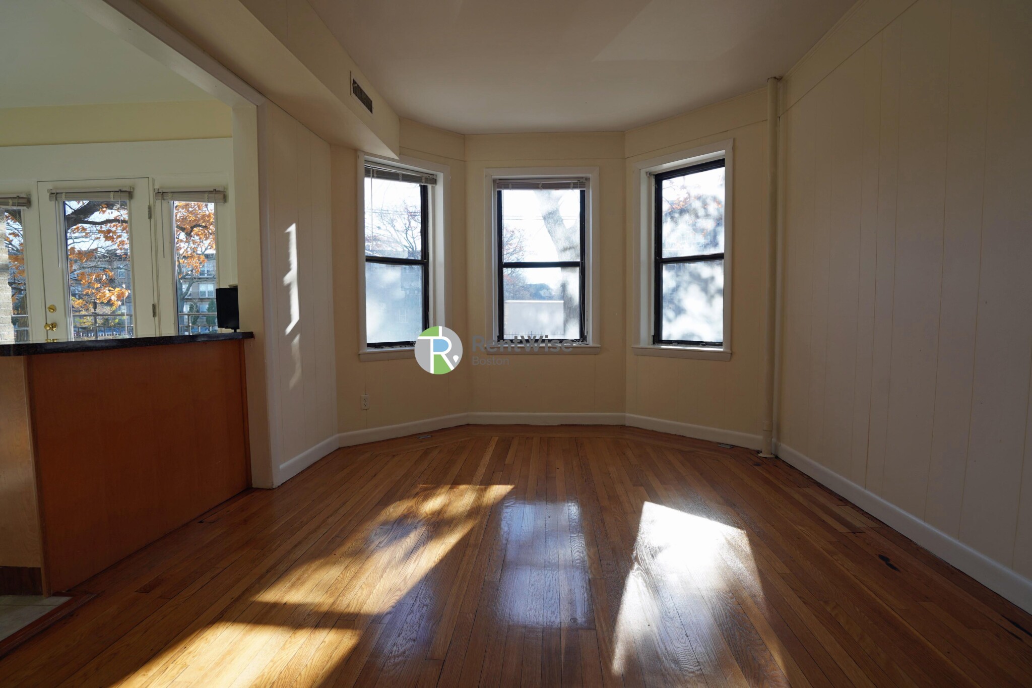 1137 Commonwealth Ave, Brighton