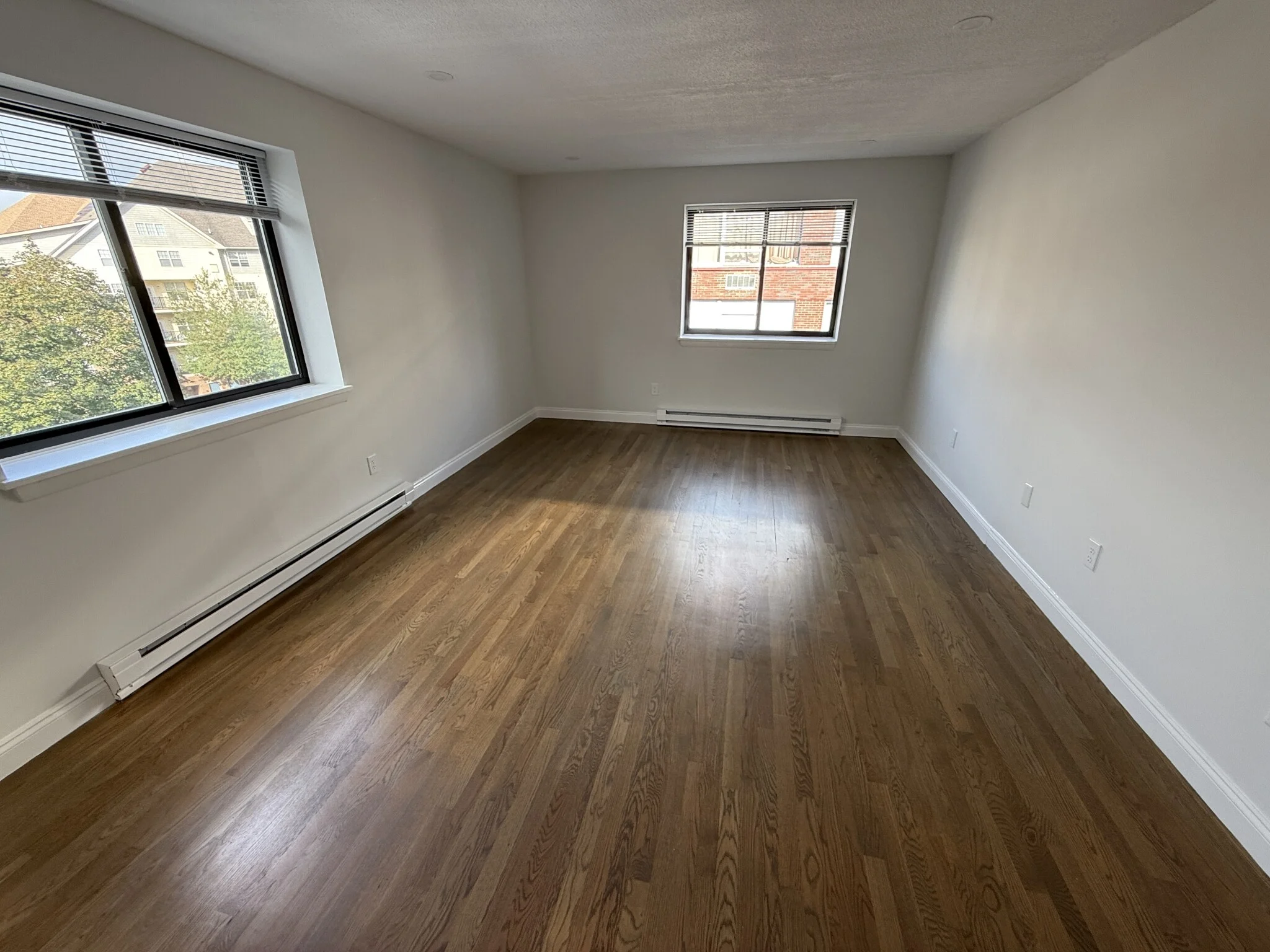 320 Hammond Pond Pkwy, Chestnut Hill