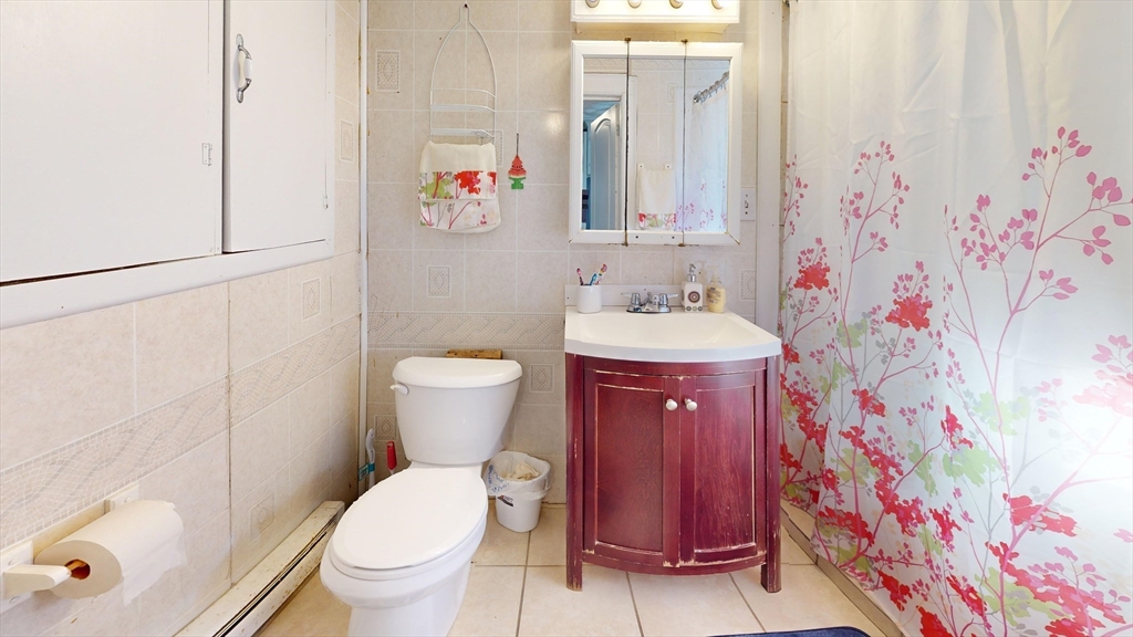 29 Dresser St, Southbridge