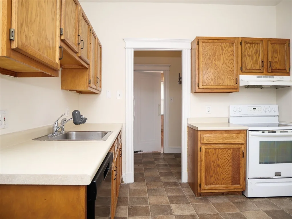 201 Saint Paul St, Brookline