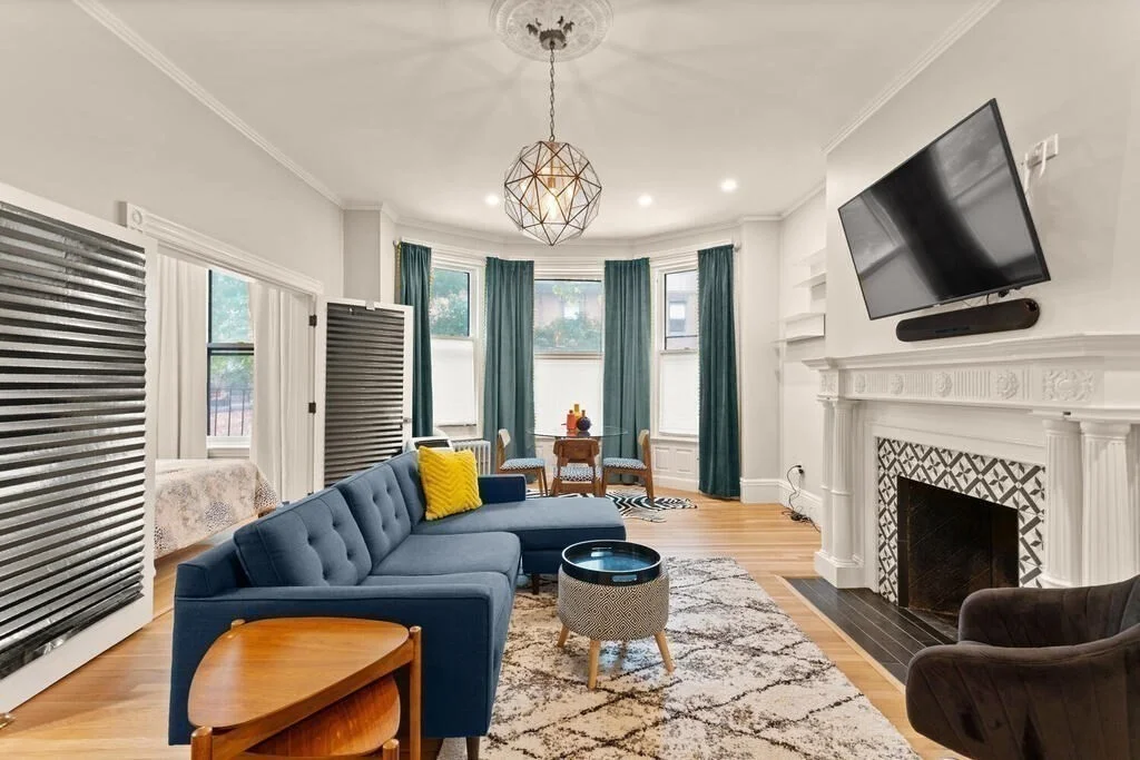 473 Beacon St, Back Bay