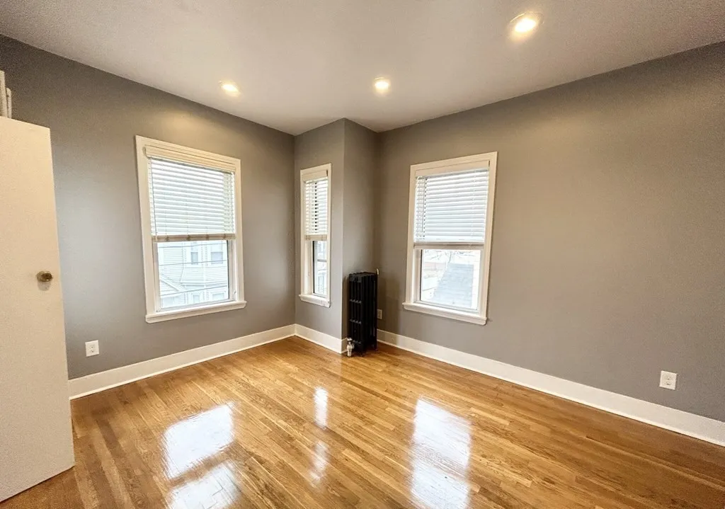 14 Batchelder St, Boston