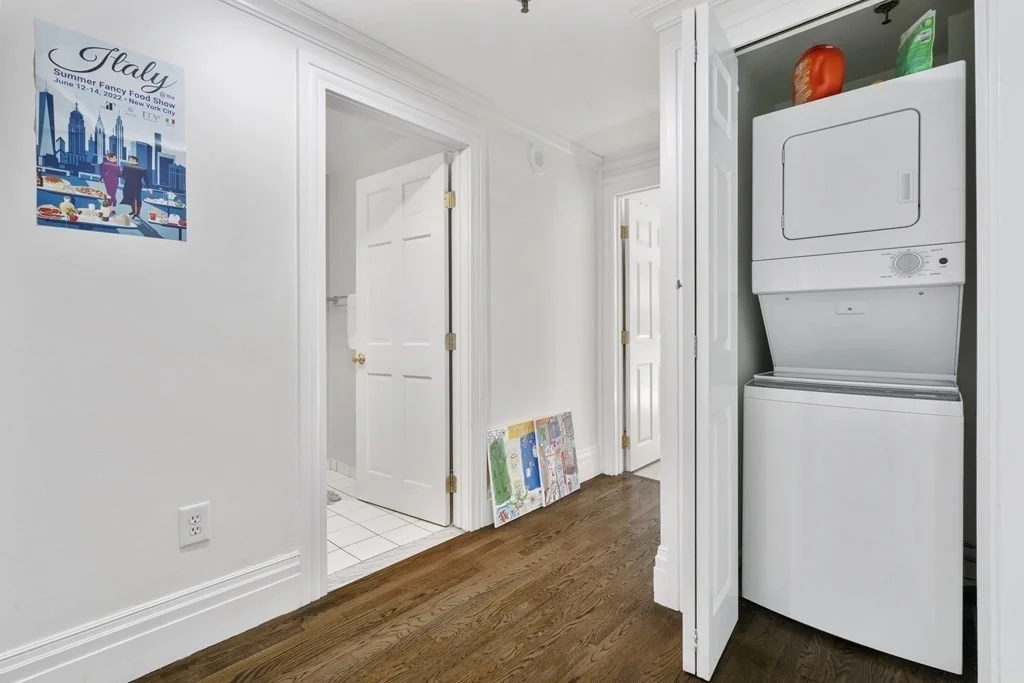 390 Commonwealth Ave, Back Bay