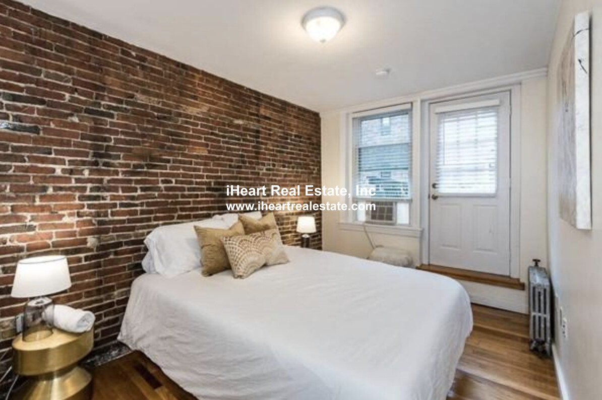 41 Grove St, Beacon Hill