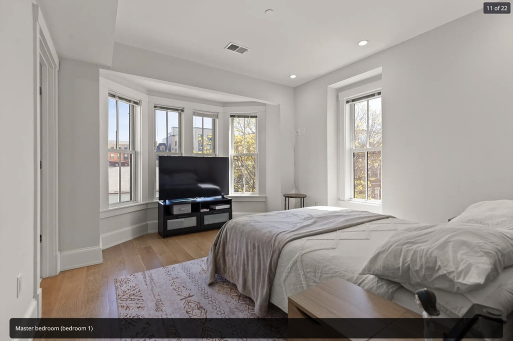 447 W 4th St, South Boston