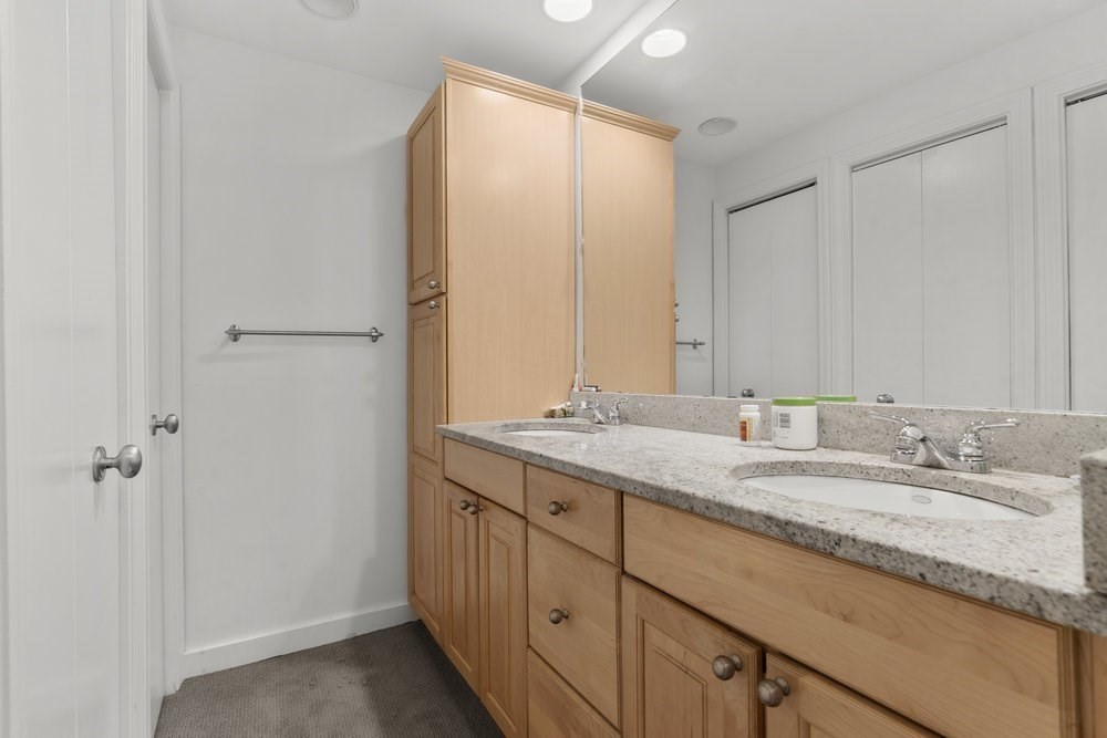 25 Greenwich Park, South End