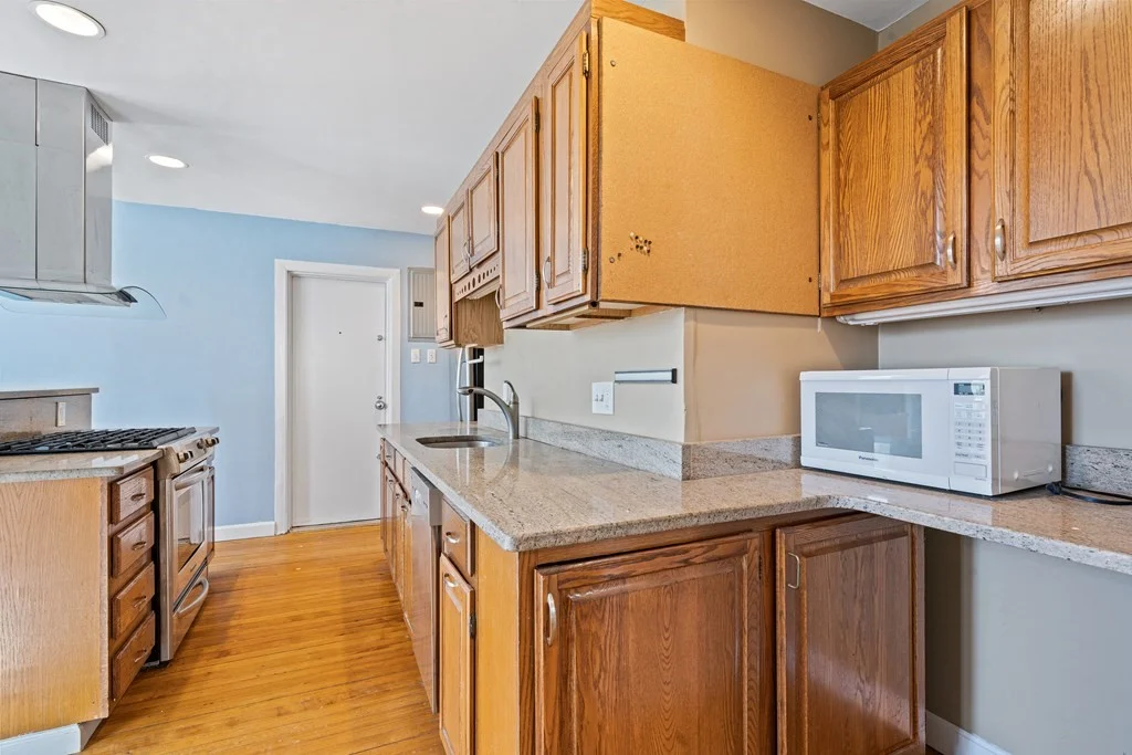 2 Euston St, Coolidge Corner