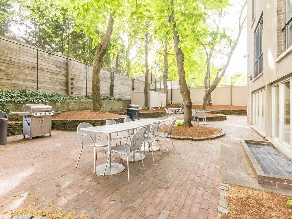 33 Pond Ave, Brookline Village