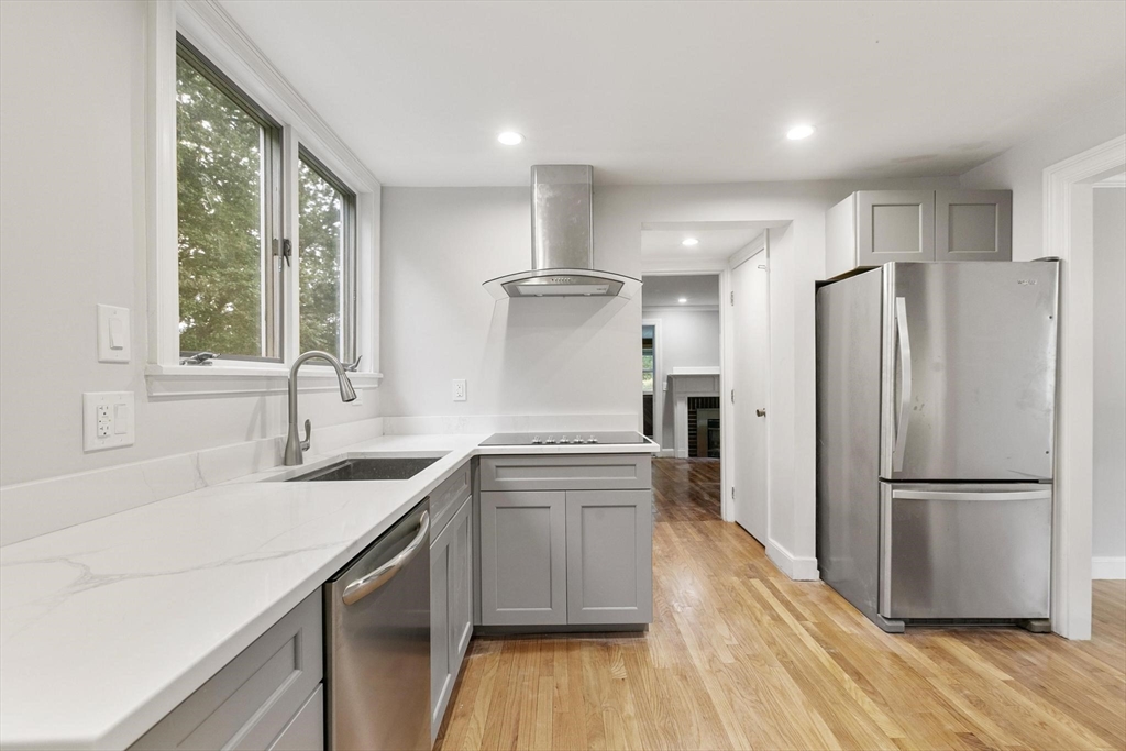 1 Martin Rd, Wellesley