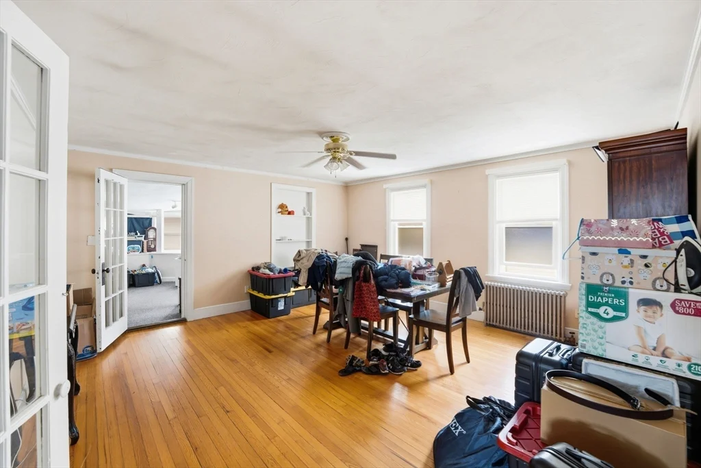 181 Park St, North Attleboro
