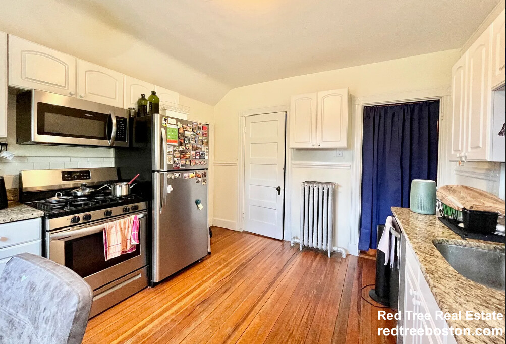 41 Gordon St, Allston