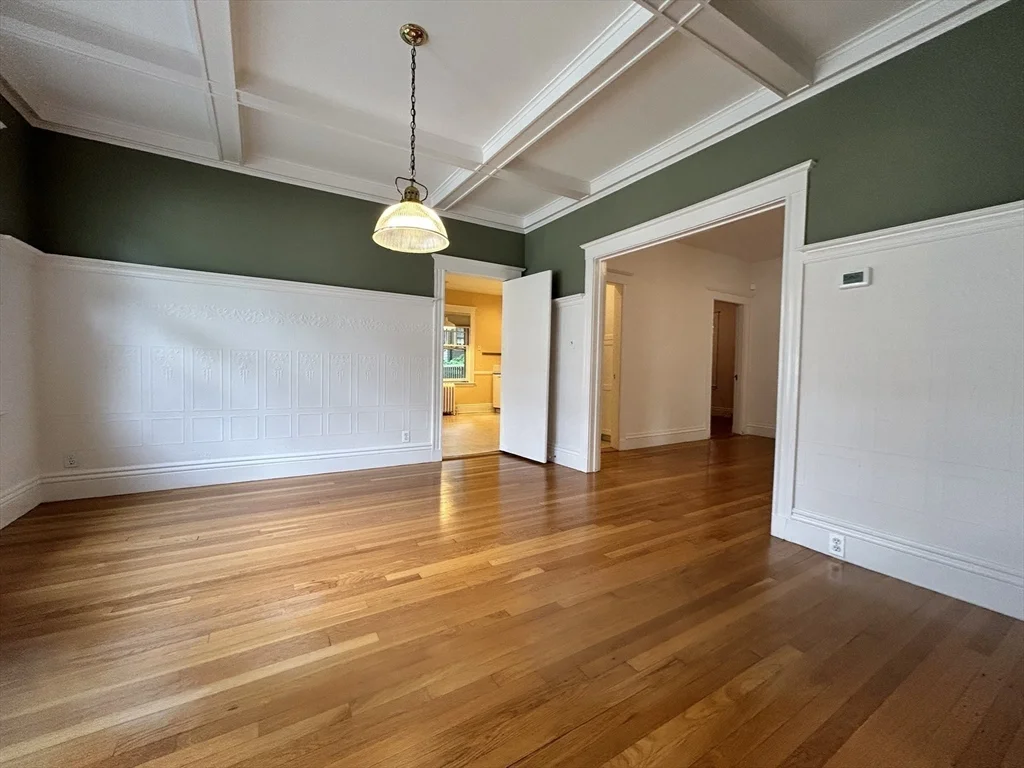 82 Stearns Rd, Coolidge Corner