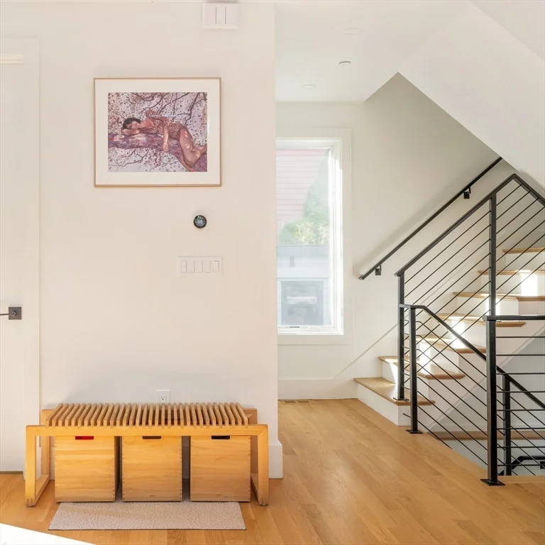 205 Pearl St, Cambridgeport