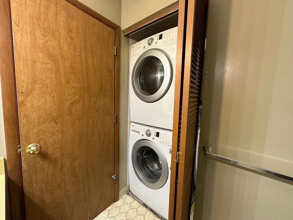 340 Sunderland Rd, Worcester