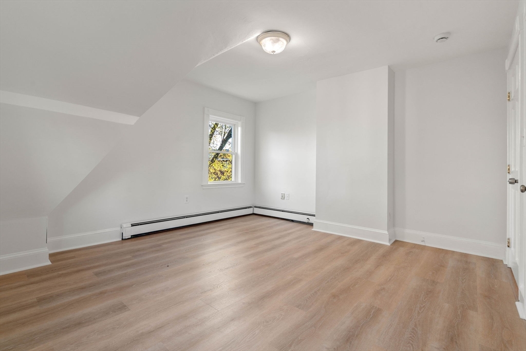 15 Bradbury St, Allston