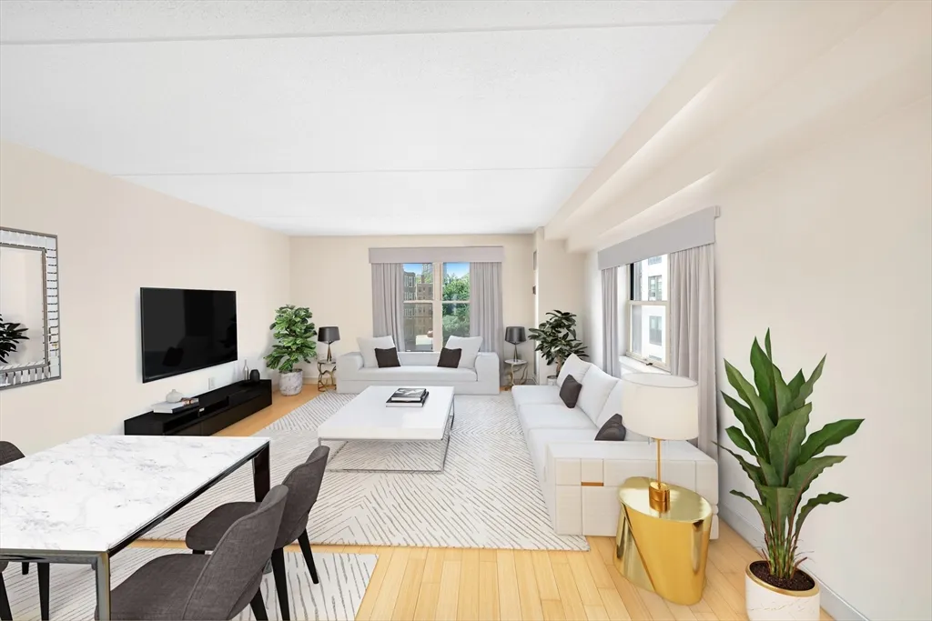 108 Peterborough St, Fenway