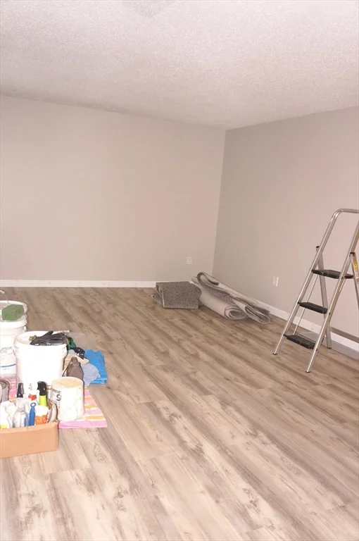 567 Mendon Rd, Attleboro