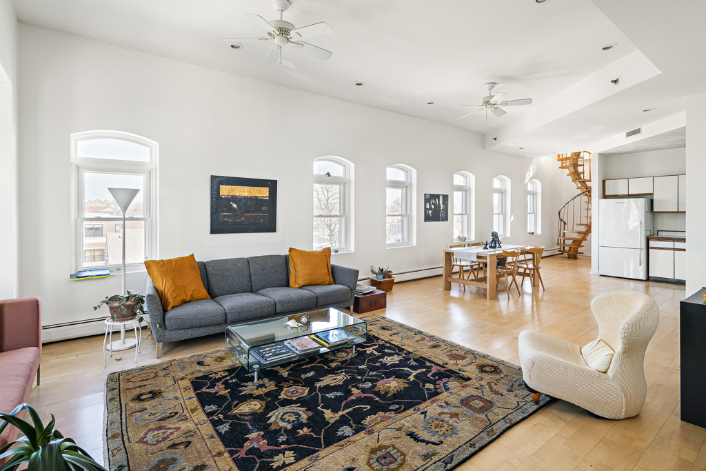 37 Winnisimmet St, Chelsea