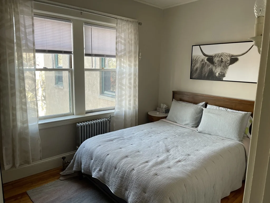 176 Winthrop Rd, Washington Square