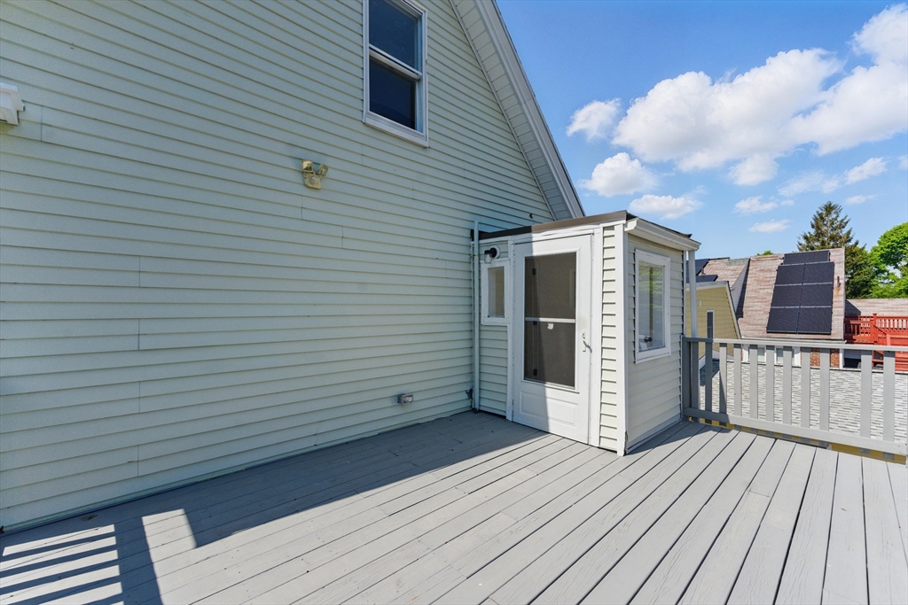 80 Shirley St, Winthrop