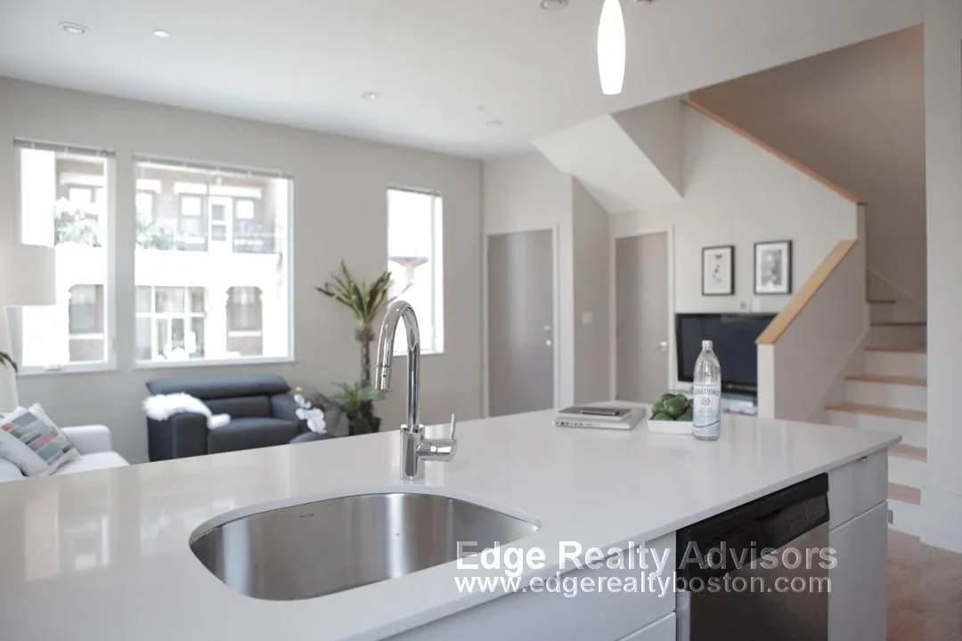 43 Glenville Ave, Allston