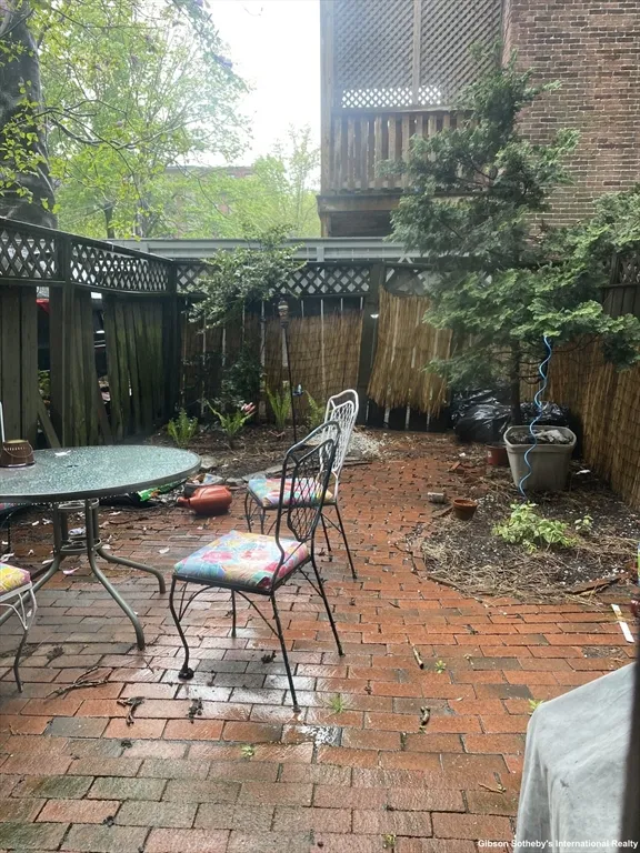 36 Dartmouth St, South End