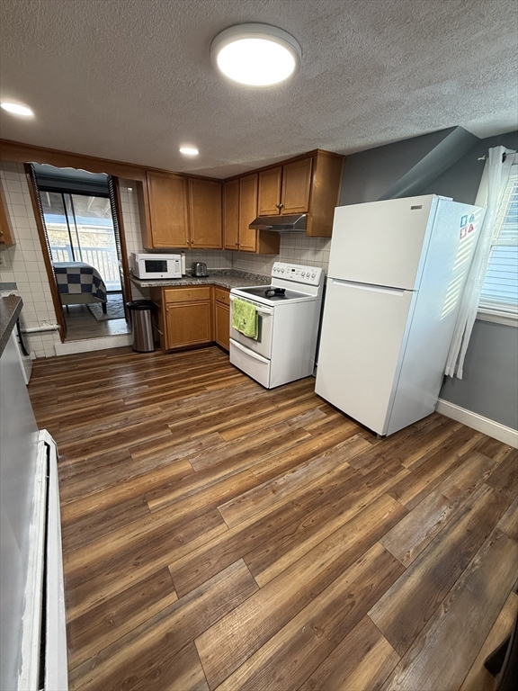 44 Woodlawn Ave ,, Everett