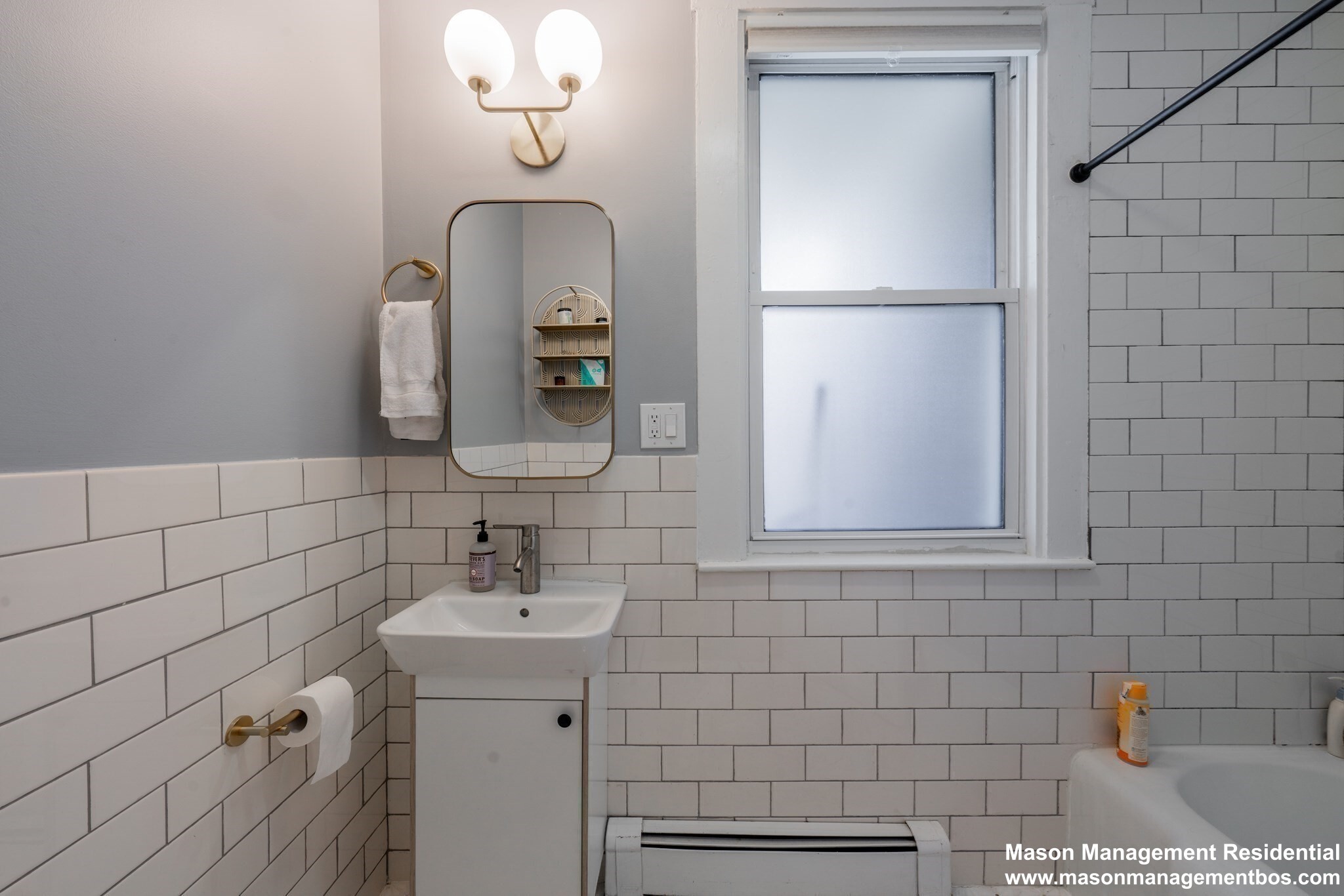 77 Columbus Ave, Prospect Hill