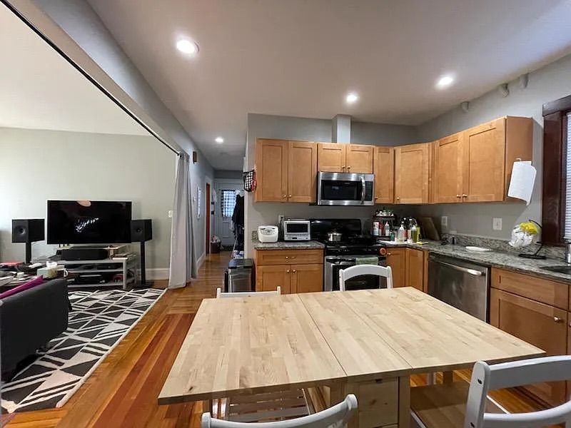 19 Berwick Rd, South Medford