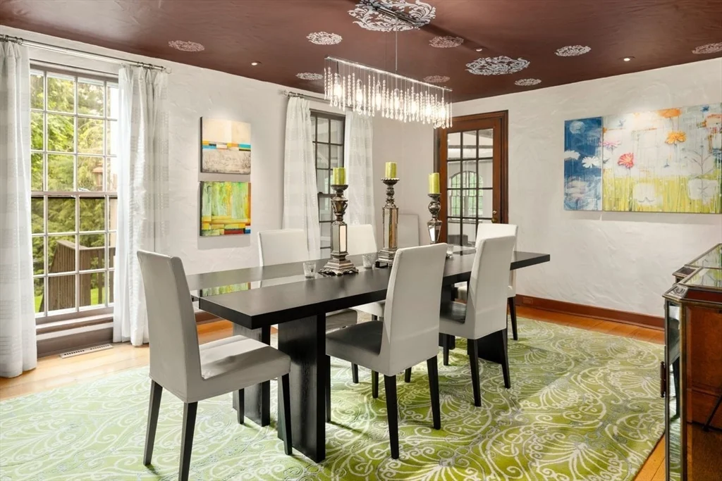 85 Gate House Rd, Chestnut Hill