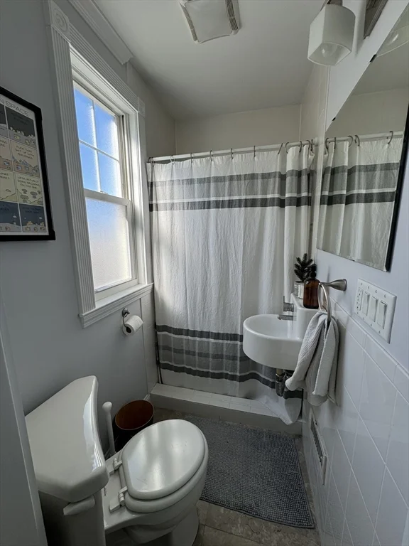 32 Roseclair St, Dorchester