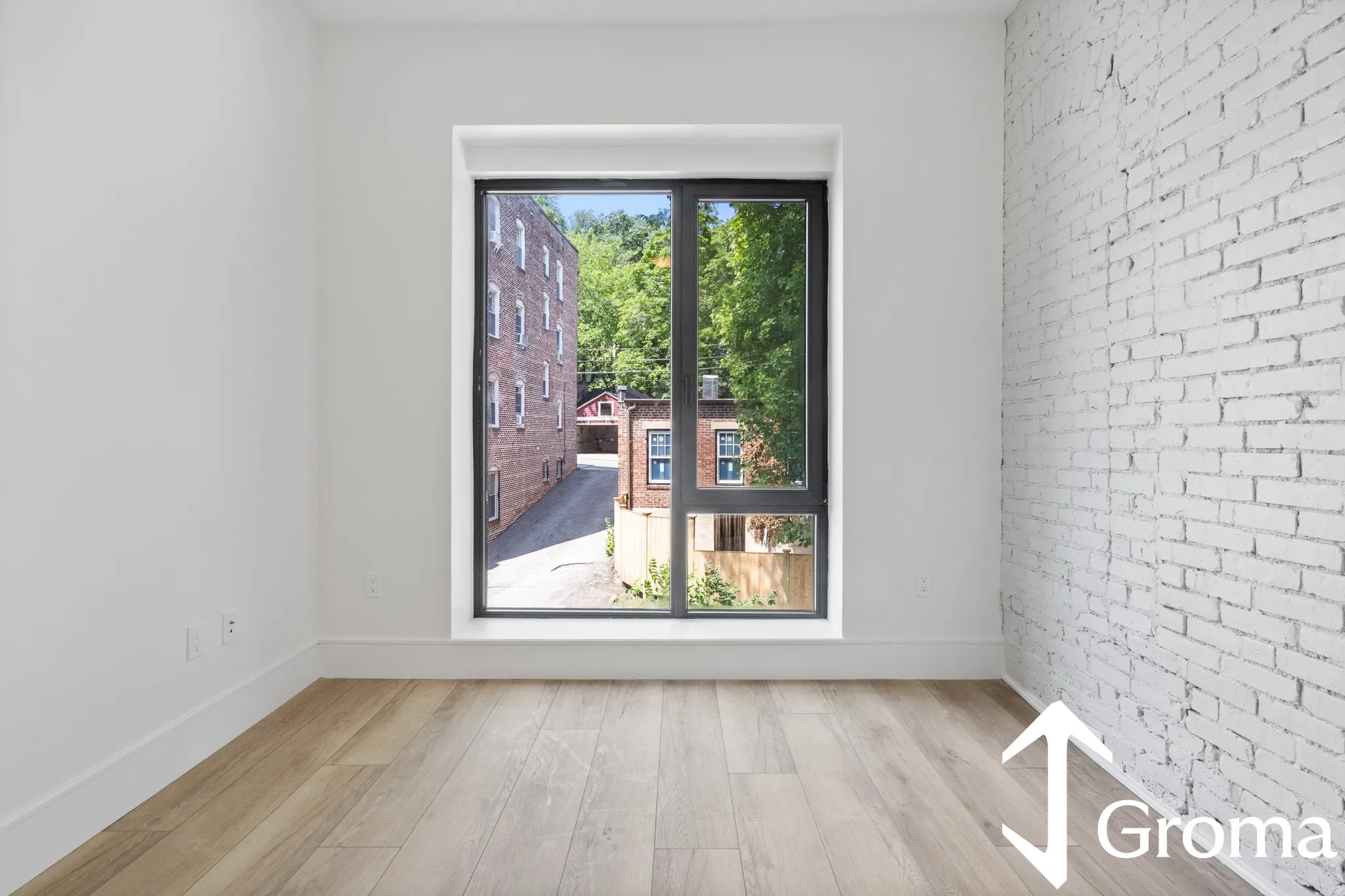 1578 Beacon St, Corey Hill