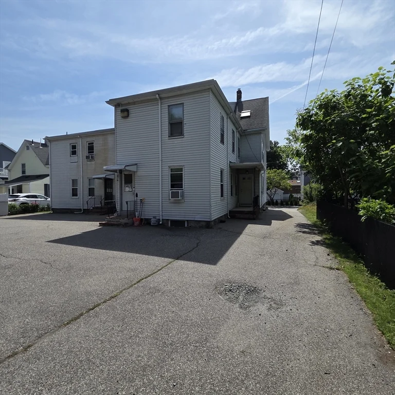 17 Albertina St, Quincy