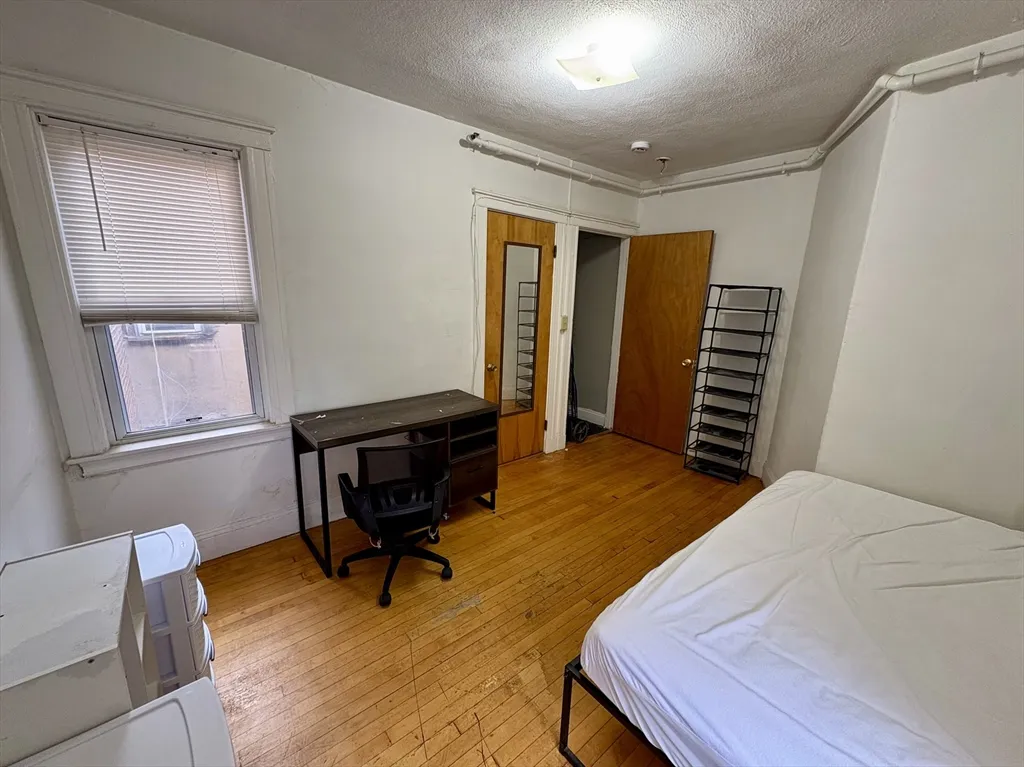 15 Westland Ave, Fenway