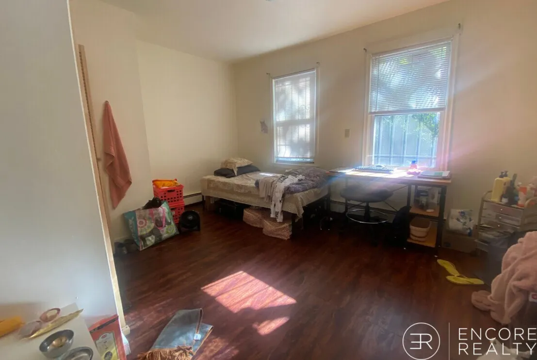 1576 Tremont St, Mission Hill