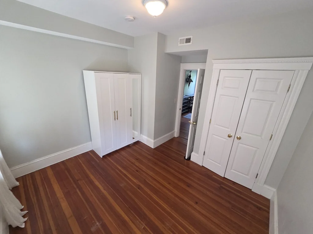 6 Sawyer Ave, Dorchester