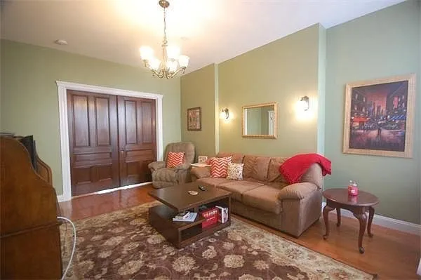 118 F St, South Boston