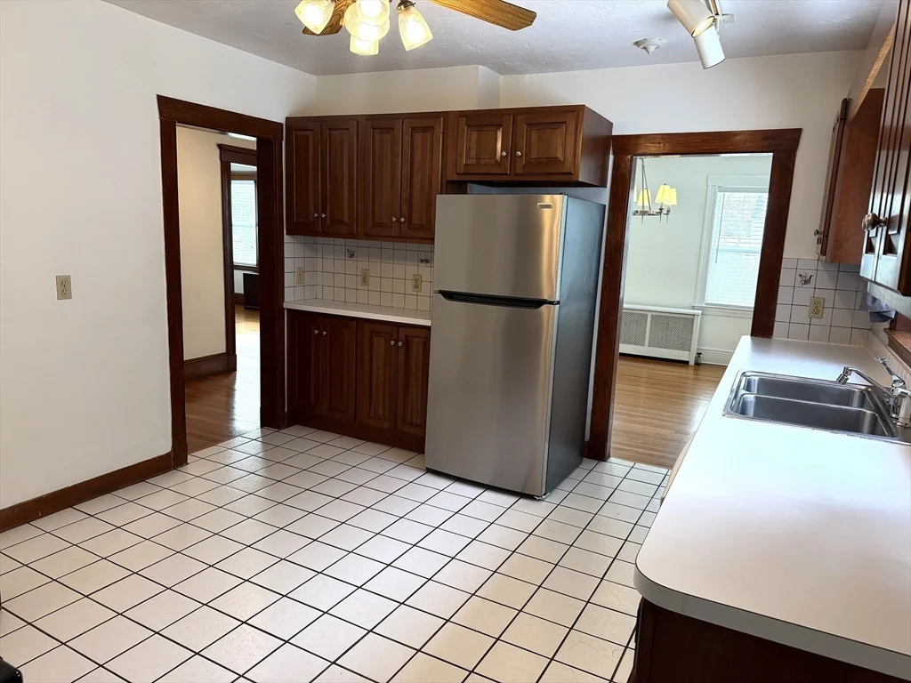 234 Brook Rd, Milton