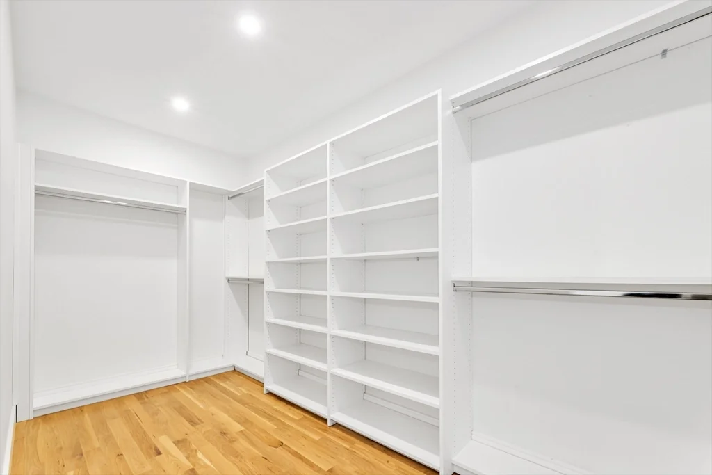 142 Birch St, Roslindale