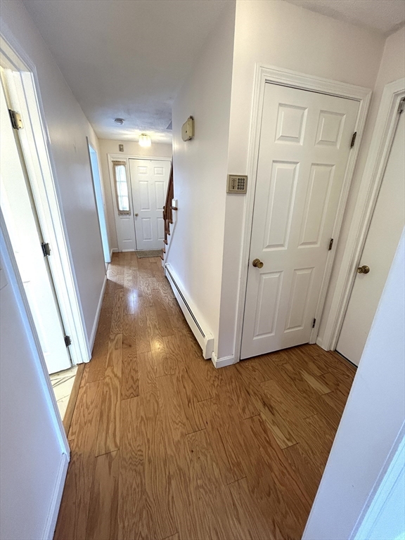 12 Homeward Ln, Natick