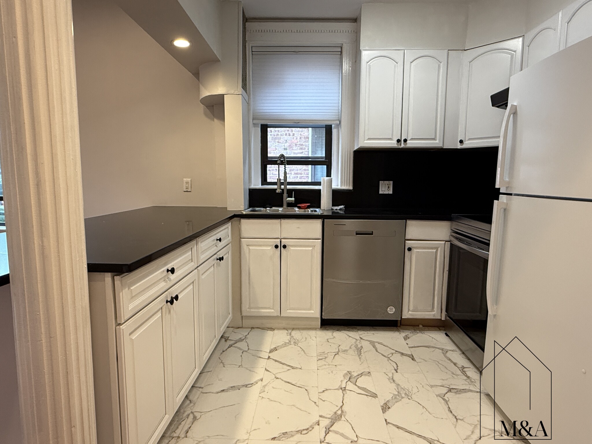 30 Kilsyth Rd, Salisbury Road - Corey Farm