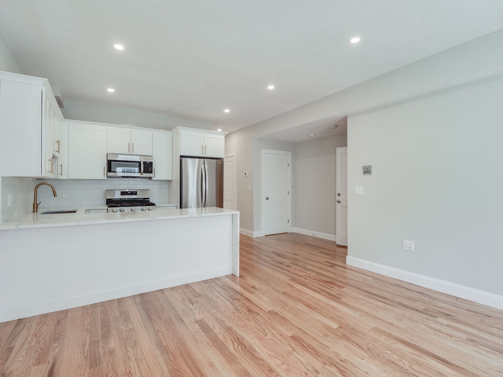 146 N St, South Boston