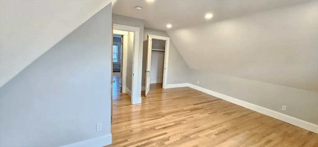 28 Oakley St, Dorchester