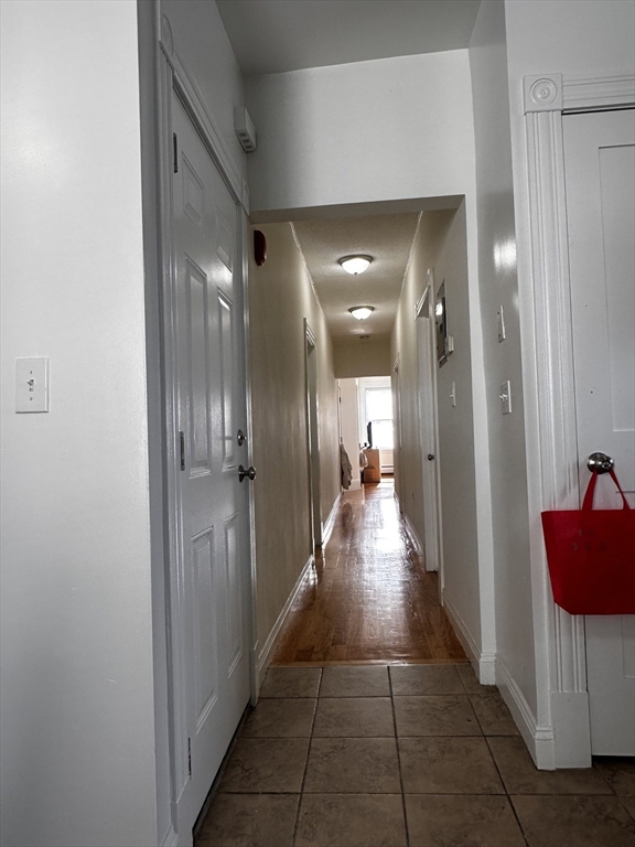 233 Charles St, East Cambridge