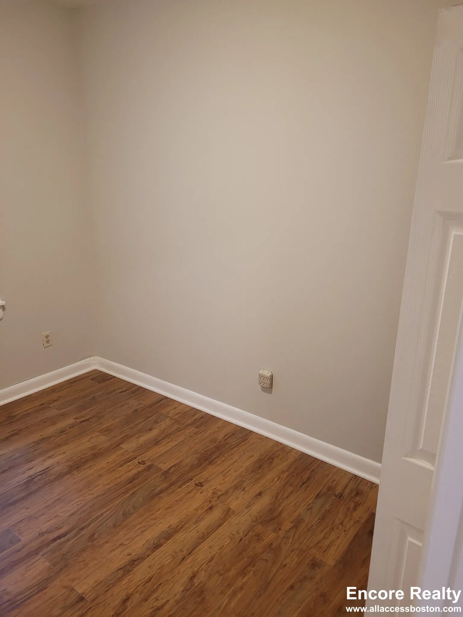 145 Endicott St, North End