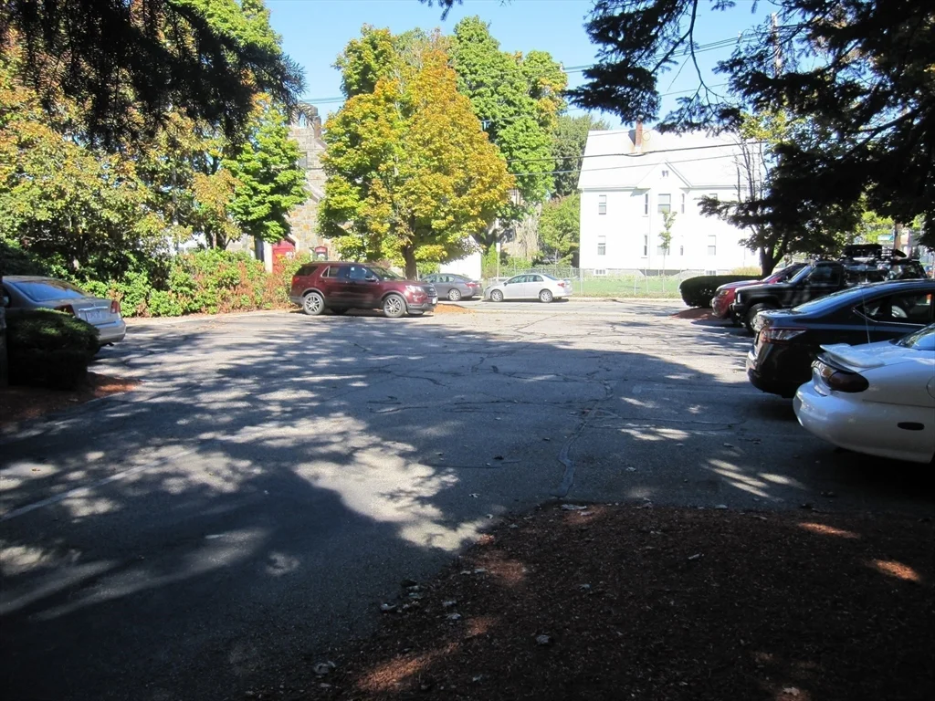 130 Beach St, Quincy