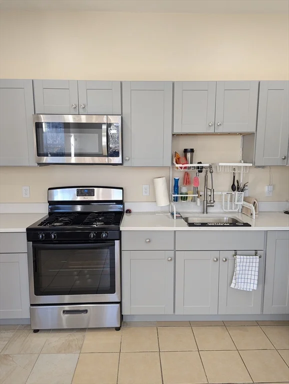 17-23 Salem St, Salem