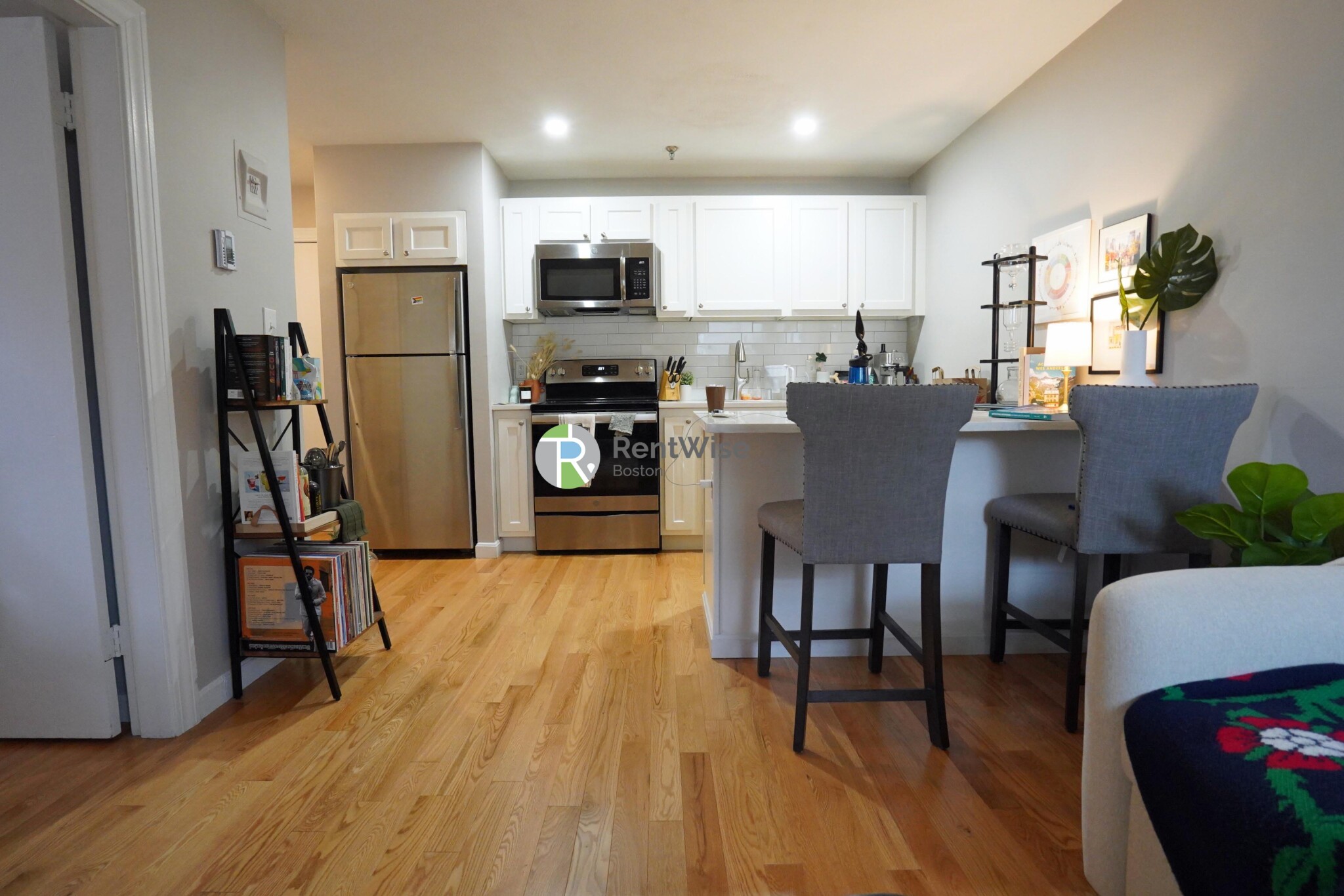 1200 Commonwealth Ave, Brighton