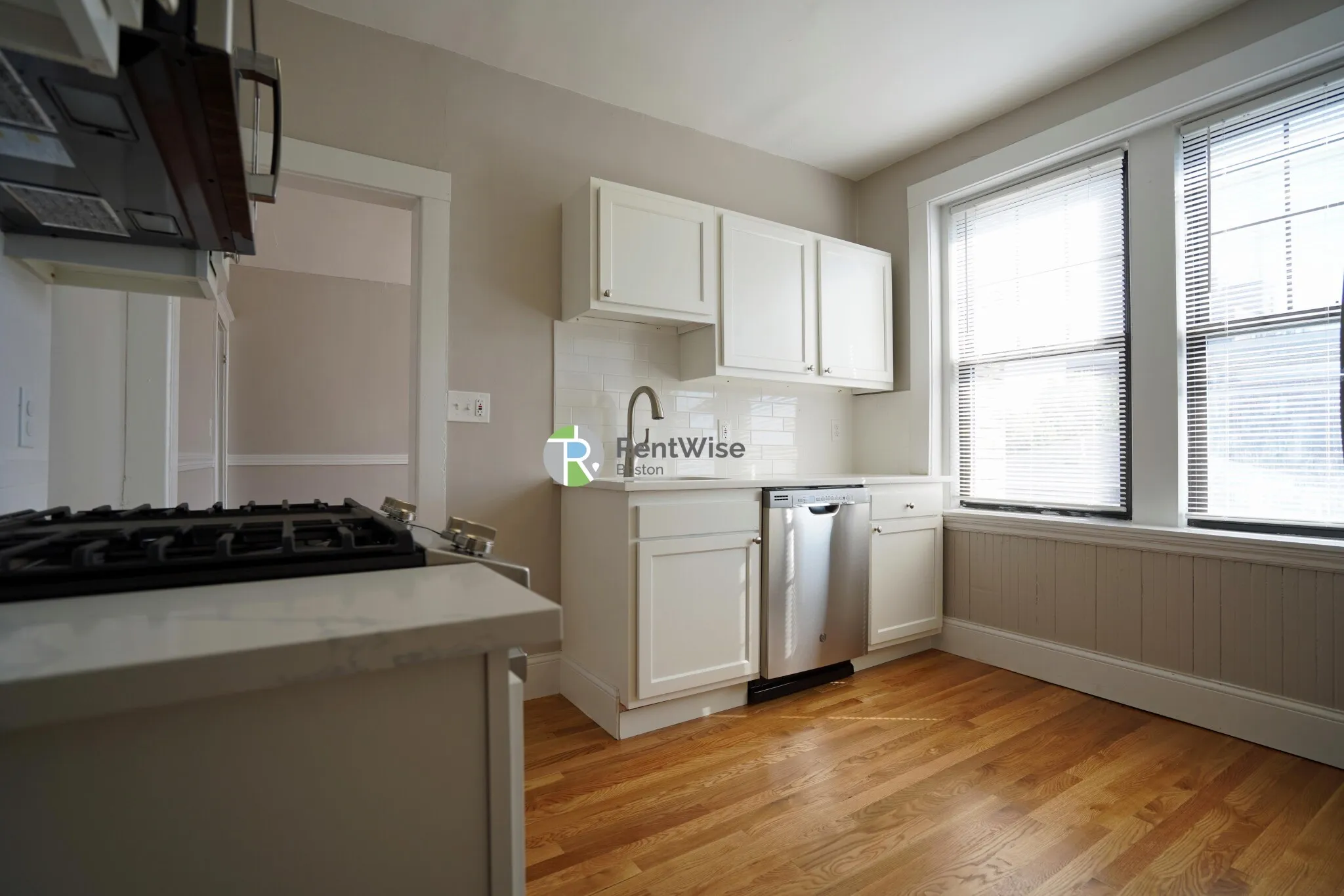 292 Harvard St, Mid-Cambridge